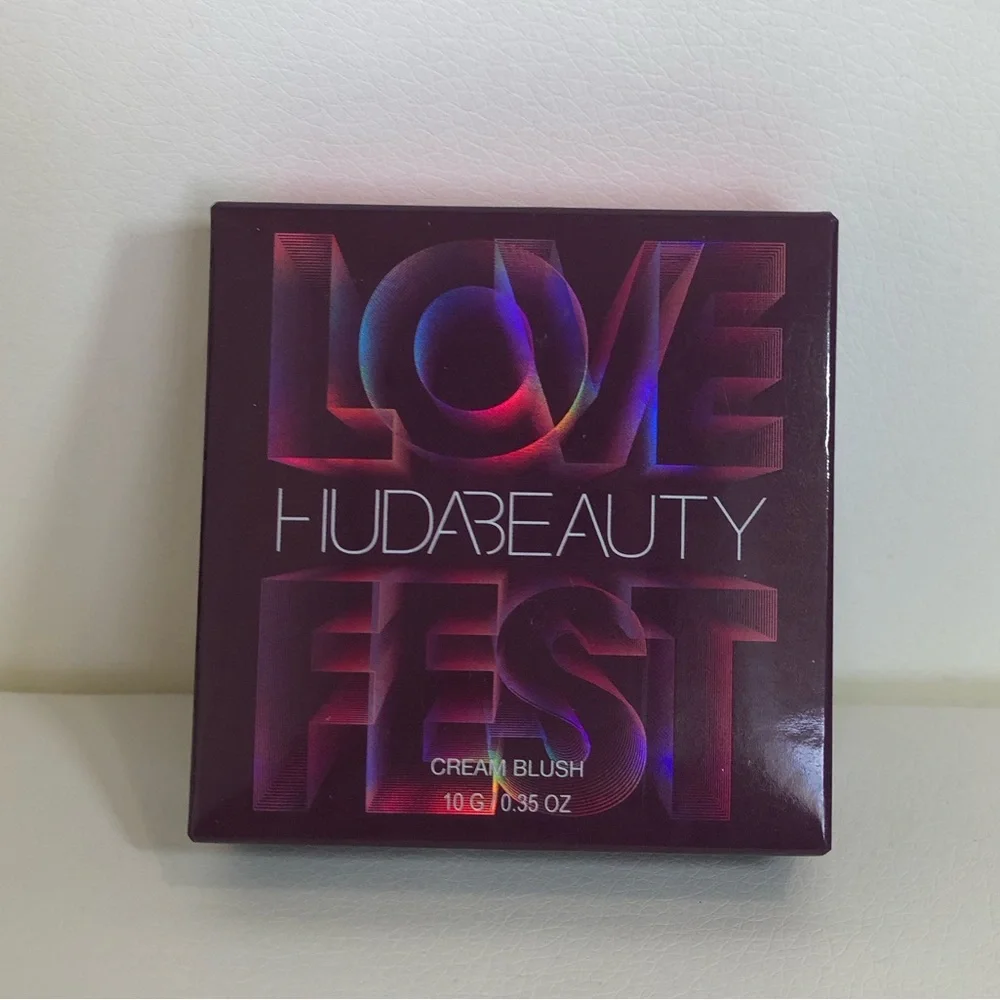 Huda Beauty Lovefest Cream Blush Burning Cherry